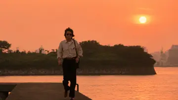 Backdrop to the movie "The Man Who Stole the Sun" #1574255