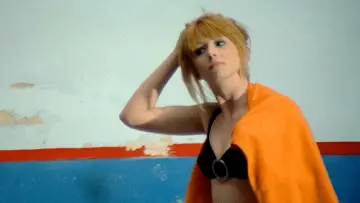 Backdrop to the movie "Deep End" #1013510
