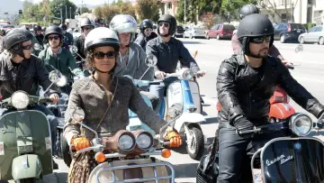 Backdrop to the movie "Larry Crowne" #886672