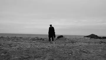 Backdrop to the movie "The Lighthouse" #210339