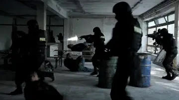 Backdrop to the movie "Cop Hunt" #969117