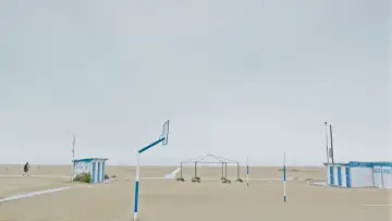 Backdrop to the movie "Rimini" #497543