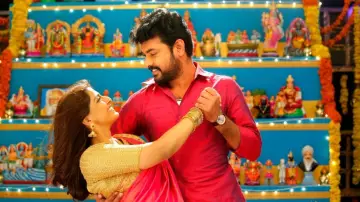 Backdrop to the movie "Kanni Raasi" #1162690