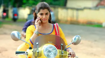 Backdrop to the movie "Kanni Raasi" #1162693