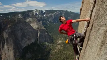 Backdrop to the movie "Free Solo" #621465