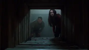 Backdrop to the movie "Haunt" #890801