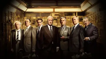 Backdrop to the movie "King of Thieves" #356640
