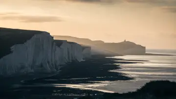 Backdrop to the movie "Summerland" #1074554