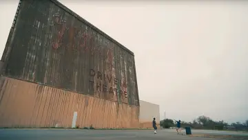 Backdrop to the movie "Paddleton" #706733