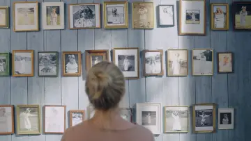 Backdrop to the movie "Midsommar" #589010