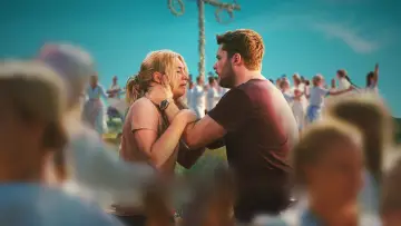 Backdrop to the movie "Midsommar" #827481
