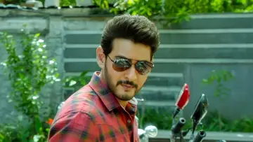 Backdrop to the movie "Maharshi" #506391