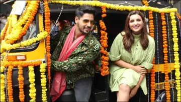 Backdrop to the movie "Jabariya Jodi" #1651553