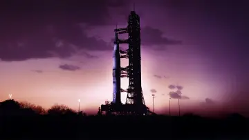Backdrop to the movie "Apollo 11" #980297