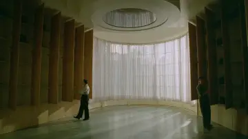 Backdrop to the movie "The Brutalist" #610776