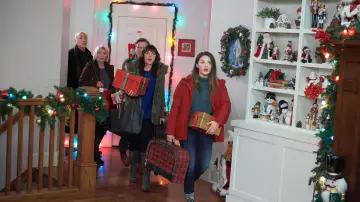 Backdrop to the movie "Christmas Made to Order" #421360