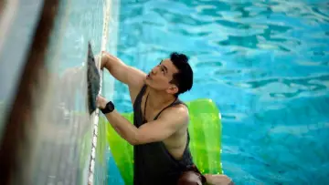 Backdrop to the movie "The Pool" #1002519