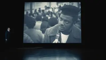 Backdrop to the movie "Judas and the Black Messiah" #895358