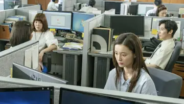 Backdrop to the movie "Kim Ji-young: Born 1982" #360447