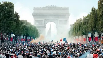 Backdrop to the movie "Les Misérables" #633864