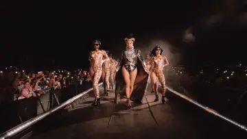 Backdrop to the movie "HOMECOMING: A film by Beyoncé" #440732
