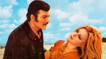 Beyaz Güller poster
