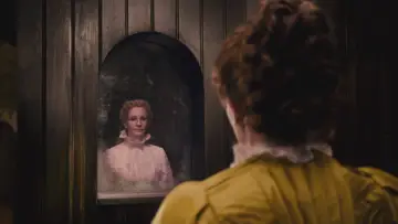 Backdrop to the movie "Mirror Mirror" #873406