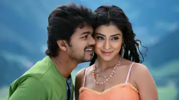 Backdrop to the movie "Azhagiya Tamil Magan" #1148339