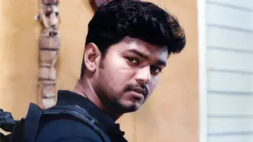 Backdrop to the movie "Ghilli" #1100819