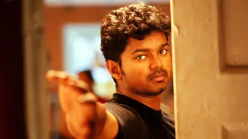 Backdrop to the movie "Ghilli" #1100825