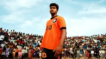 Backdrop to the movie "Ghilli" #1100851