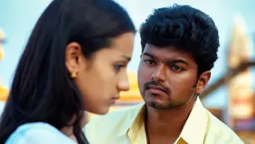 Backdrop to the movie "Ghilli" #459997