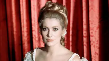 Backdrop to the movie "Mayerling" #646567