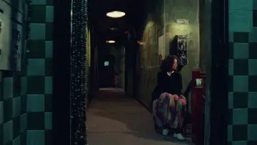 Backdrop to the movie "An Autumn