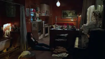Backdrop to the movie "An Autumn