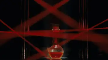 Backdrop to the movie "Mauvais Sang" #1084887