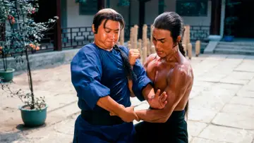 Backdrop to the movie "Warriors Two" #1094166