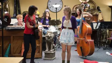 Backdrop to the movie "Lemonade Mouth" #728078