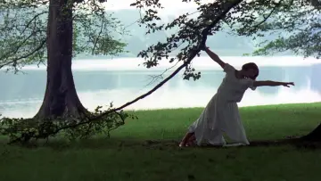 Backdrop to the movie "Women in Love" #1067581