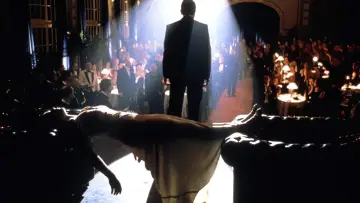Backdrop to the movie "Invincible" #497955