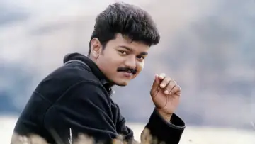 Backdrop to the movie "Kushi" #1157370