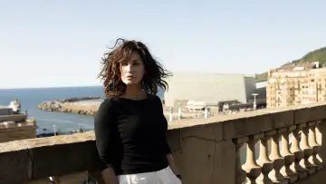 Backdrop to the movie "Rifkin