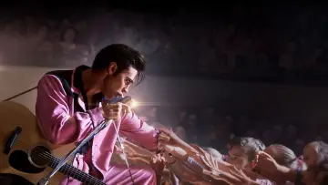 Backdrop to the movie "Elvis" #207054