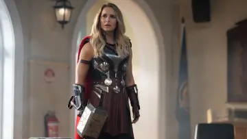 Backdrop to the movie "Thor: Love and Thunder" #769711