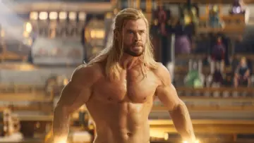 Backdrop to the movie "Thor: Love and Thunder" #769716