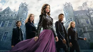 Backdrop to the movie "Secret Society of Second-Born Royals" #269192