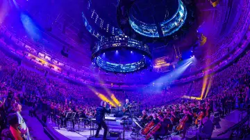 Backdrop to the movie "Metallica and San Francisco Symphony: S&M2" #419573