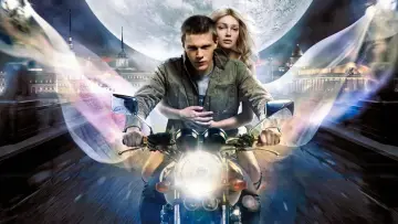 Backdrop to the movie "The Biggest Moon" #922214