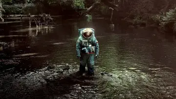 Backdrop to the movie "Spaceman" #409254