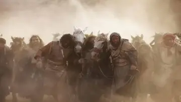 Backdrop to the movie "Hussein Who Said No" #1173378